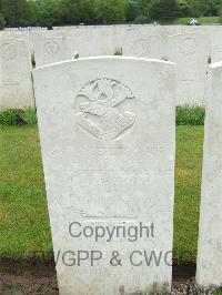 Etaples Military Cemetery - Noonan, Henry Colton